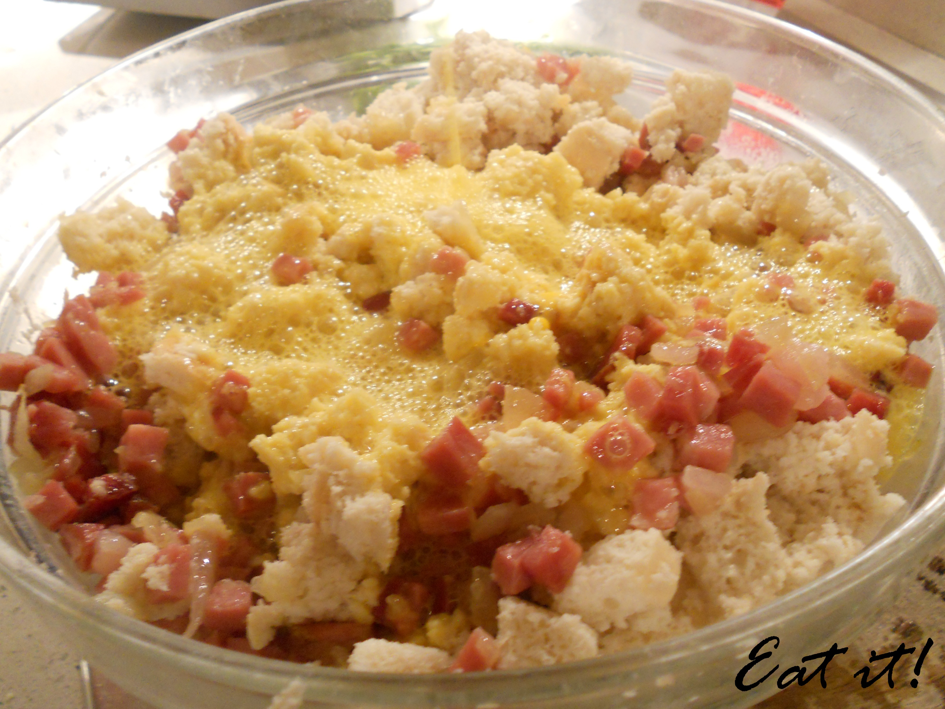 Canederli allo speck - Pane, speck, cipolle e uova Canederli allo speck - Pane, speck, cipolle e uova